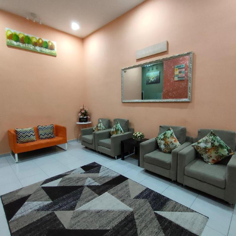 D'Q Putra Homestay Melaka Εξωτερικό φωτογραφία
