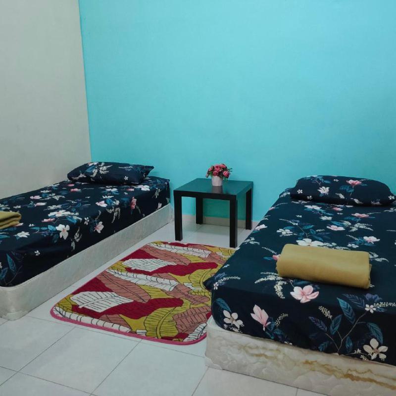 D'Q Putra Homestay Melaka Εξωτερικό φωτογραφία